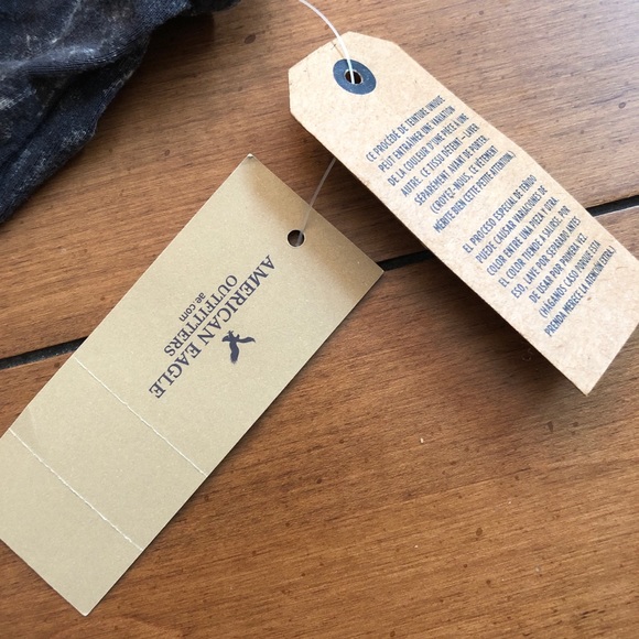 NWT American Eagle Outfitters open shoulder top MD - Picture 4 of 6